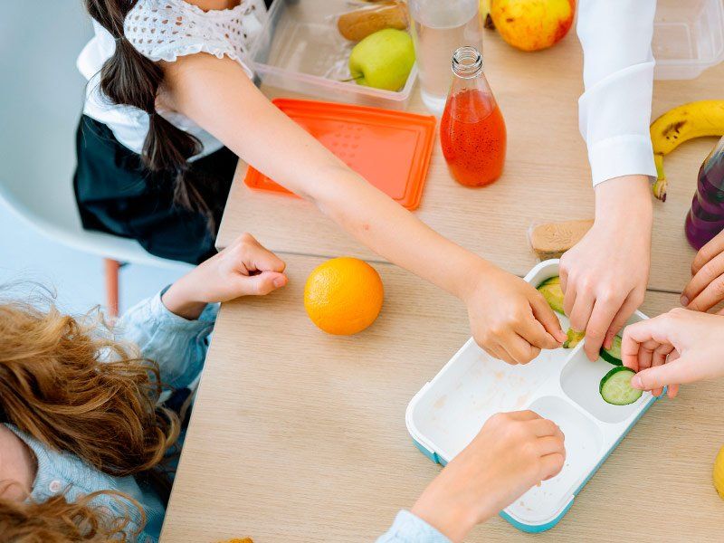 Servicio de comedor en el Colegio privado de Madrid Santa María del Valle